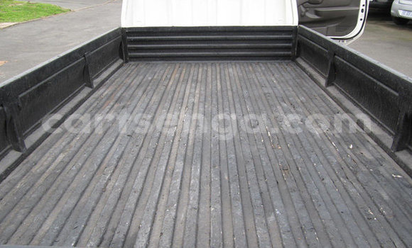 Acheter Occasion Utilitaire Hyundai H200 Blanc à Nhlangano, Shiselweni District Acheter Occasion Utilitaire Hyundai H200 Blanc à Nhlangano, Shiselweni District