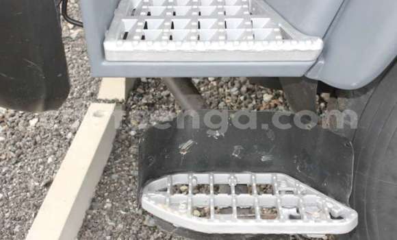 Nunua Ilio tumika Isuzu FTR 850 White Lori ndani ya Manzini nchini Manzini Nunua Ilio tumika Isuzu FTR 850 White Lori ndani ya Manzini nchini Manzini