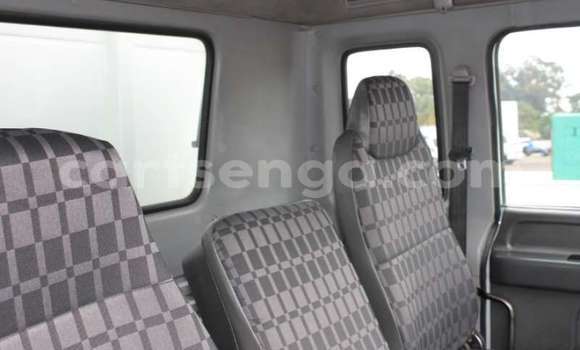 Nunua Ilio tumika Isuzu FTR 850 White Lori ndani ya Manzini nchini Manzini Nunua Ilio tumika Isuzu FTR 850 White Lori ndani ya Manzini nchini Manzini