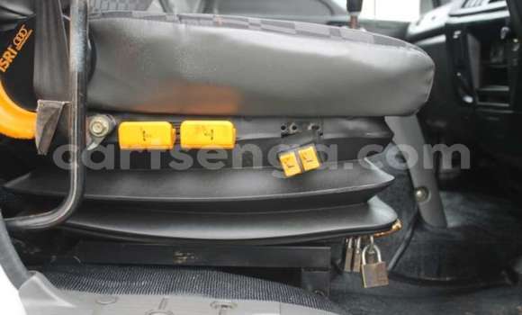 Nunua Ilio tumika Isuzu FTR 850 White Lori ndani ya Manzini nchini Manzini Nunua Ilio tumika Isuzu FTR 850 White Lori ndani ya Manzini nchini Manzini