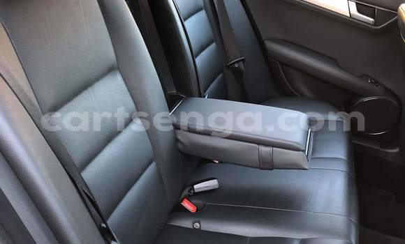 Nunua Ilio tumika Mercedes‒Benz C–Class White Gari ndani ya Manzini nchini Manzini Nunua Ilio tumika Mercedes‒Benz C–Class White Gari ndani ya Manzini nchini Manzini