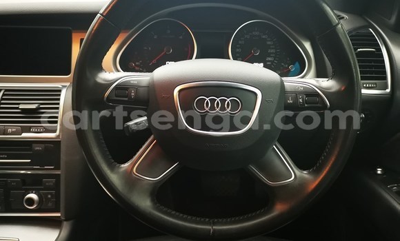 Nunua Ilio tumika Audi Q7 White Gari ndani ya Ezulwini nchini Hhohho Nunua Ilio tumika Audi Q7 White Gari ndani ya Ezulwini nchini Hhohho