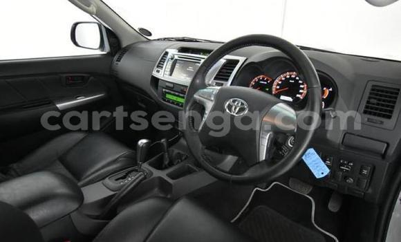 Acheter Occasion Voiture Toyota Hilux Gris à Mbabane, Manzini Acheter Occasion Voiture Toyota Hilux Gris à Mbabane, Manzini