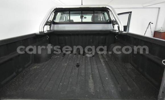 Acheter Occasion Voiture Toyota Hilux Gris à Mbabane, Manzini Acheter Occasion Voiture Toyota Hilux Gris à Mbabane, Manzini