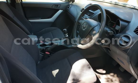 Acheter Occasion Voiture Mazda BT-50 Blanc à Ezulwini, Hhohho Acheter Occasion Voiture Mazda BT-50 Blanc à Ezulwini, Hhohho