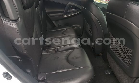 Acheter Occasion Voiture Toyota RAV4 Blanc à Mbabane, Manzini Acheter Occasion Voiture Toyota RAV4 Blanc à Mbabane, Manzini