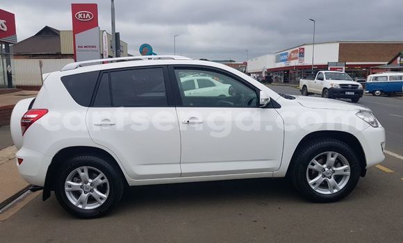 Acheter Occasion Voiture Toyota RAV4 Blanc à Mbabane, Manzini Acheter Occasion Voiture Toyota RAV4 Blanc à Mbabane, Manzini