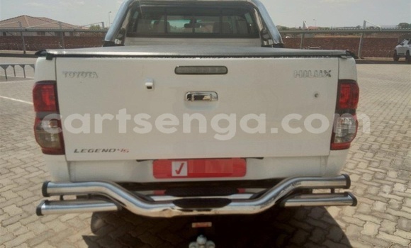 Buy Used Toyota Hilux White Car in Mbabane in Manzini Buy Used Toyota Hilux White Car in Mbabane in Manzini