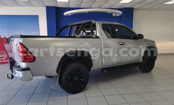 Buy Used Toyota Hilux Silver Car in Mbabane in Manzini Buy Used Toyota Hilux Silver Car in Mbabane in Manzini
