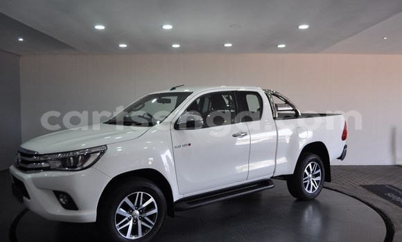 Buy Used Toyota Hilux White Car in Mbabane in Manzini Buy Used Toyota Hilux White Car in Mbabane in Manzini