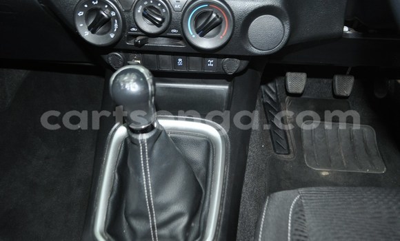 Buy Used Toyota Hilux White Car in Mbabane in Manzini Buy Used Toyota Hilux White Car in Mbabane in Manzini