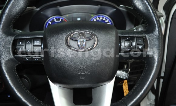 Buy Used Toyota Hilux White Car in Mbabane in Manzini Buy Used Toyota Hilux White Car in Mbabane in Manzini