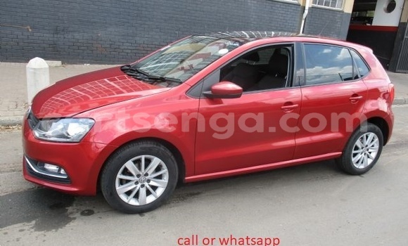 Nunua Ilio tumika Volkswagen Polo Red Gari ndani ya Big Bend nchini Wilaya ya Lubombo