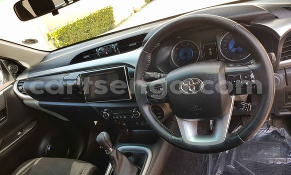 Buy Used Toyota Hilux White Car in Big Bend in Lubombo District Buy Used Toyota Hilux White Car in Big Bend in Lubombo District