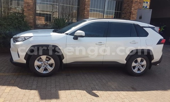 Buy Used Toyota RAV4 White Car in Big Bend in Lubombo Buy Used Toyota RAV4 White Car in Big Bend in Lubombo