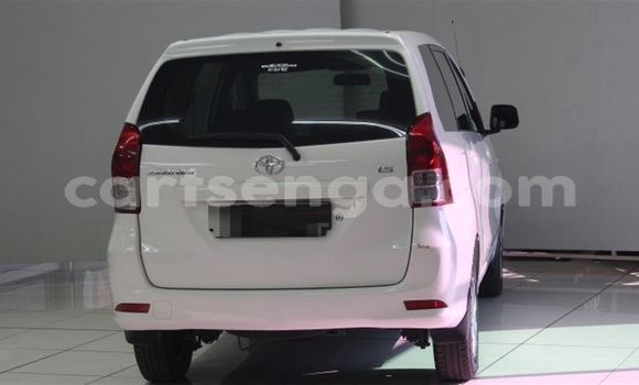 Buy Used Toyota Avanza White Car in Mbabane in Manzini Buy Used Toyota Avanza White Car in Mbabane in Manzini
