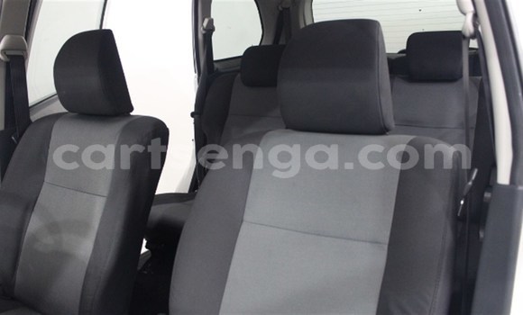 Buy Used Toyota Avanza White Car in Mbabane in Manzini Buy Used Toyota Avanza White Car in Mbabane in Manzini