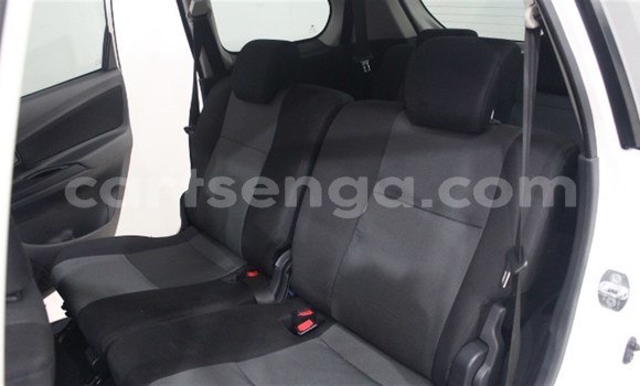 Buy Used Toyota Avanza White Car in Mbabane in Manzini Buy Used Toyota Avanza White Car in Mbabane in Manzini