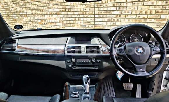 Acheter Occasion Voiture BMW X5 M Blanc à Mbabane, Manzini Acheter Occasion Voiture BMW X5 M Blanc à Mbabane, Manzini