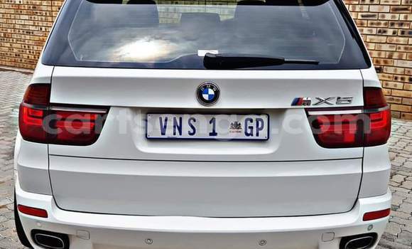 Acheter Occasion Voiture BMW X5 M Blanc à Mbabane, Manzini Acheter Occasion Voiture BMW X5 M Blanc à Mbabane, Manzini