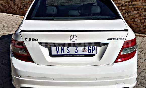 Nunua Ilio tumika Mercedes‒Benz C–Class White Gari ndani ya Mbabane nchini Manzini Nunua Ilio tumika Mercedes‒Benz C–Class White Gari ndani ya Mbabane nchini Manzini