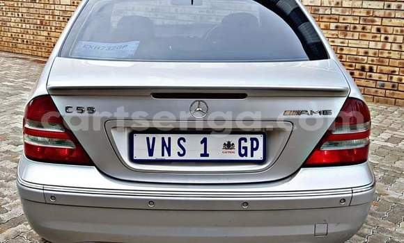 Nunua Ilio tumika Mercedes‒Benz C-klasse AMG Silver Gari ndani ya Ezulwini nchini Hhohho Nunua Ilio tumika Mercedes‒Benz C-klasse AMG Silver Gari ndani ya Ezulwini nchini Hhohho