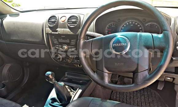 Acheter Occasion Voiture Isuzu KB Blanc à Ezulwini, Hhohho Acheter Occasion Voiture Isuzu KB Blanc à Ezulwini, Hhohho