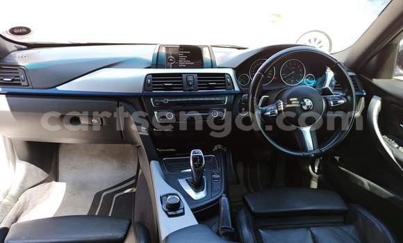 Acheter Occasion Voiture BMW 3–Series Blanc à Ezulwini, Hhohho Acheter Occasion Voiture BMW 3–Series Blanc à Ezulwini, Hhohho