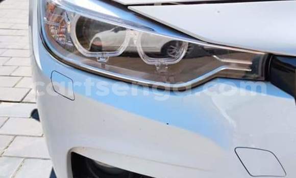 Acheter Occasion Voiture BMW 3–Series Blanc à Ezulwini, Hhohho Acheter Occasion Voiture BMW 3–Series Blanc à Ezulwini, Hhohho