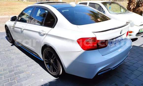 Acheter Occasion Voiture BMW 3–Series Blanc à Ezulwini, Hhohho Acheter Occasion Voiture BMW 3–Series Blanc à Ezulwini, Hhohho