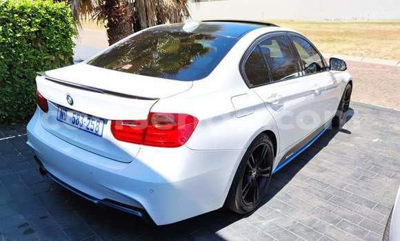 Acheter Occasion Voiture BMW 3–Series Blanc à Ezulwini, Hhohho Acheter Occasion Voiture BMW 3–Series Blanc à Ezulwini, Hhohho