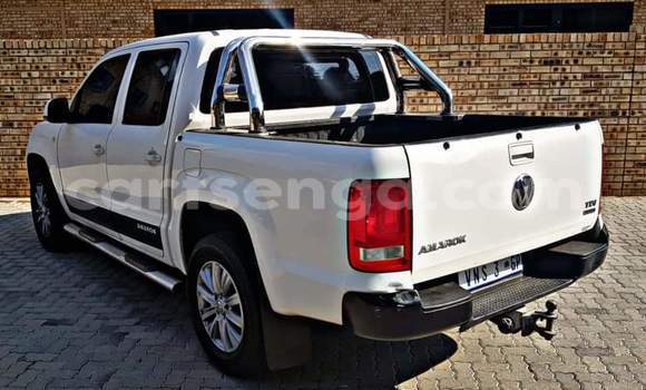 Nunua Ilio tumika Volkswagen Amarok White Gari ndani ya Manzini nchini Manzini Nunua Ilio tumika Volkswagen Amarok White Gari ndani ya Manzini nchini Manzini
