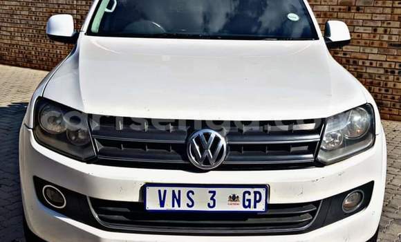 Nunua Ilio tumika Volkswagen Amarok White Gari ndani ya Manzini nchini Manzini Nunua Ilio tumika Volkswagen Amarok White Gari ndani ya Manzini nchini Manzini