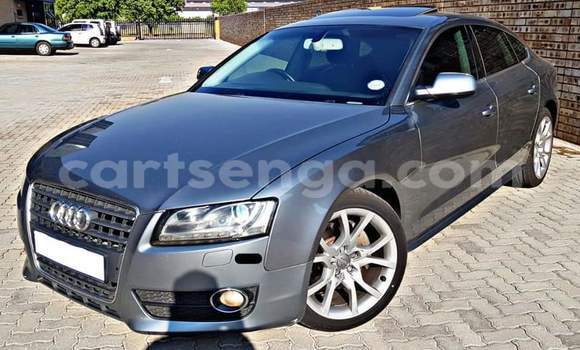 Nunua Ilio tumika Audi A5 Silver Gari ndani ya Mbabane nchini Manzini Nunua Ilio tumika Audi A5 Silver Gari ndani ya Mbabane nchini Manzini
