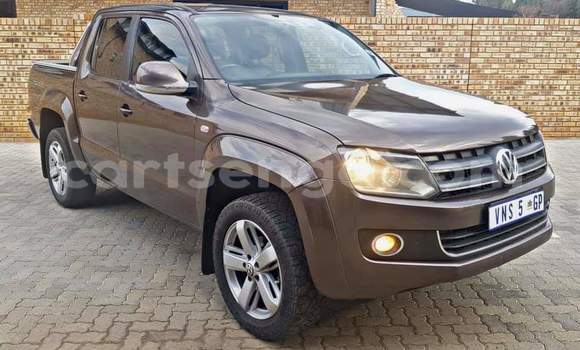 Nunua Ilio tumika Volkswagen Amarok Brown Gari ndani ya Ezulwini nchini Hhohho