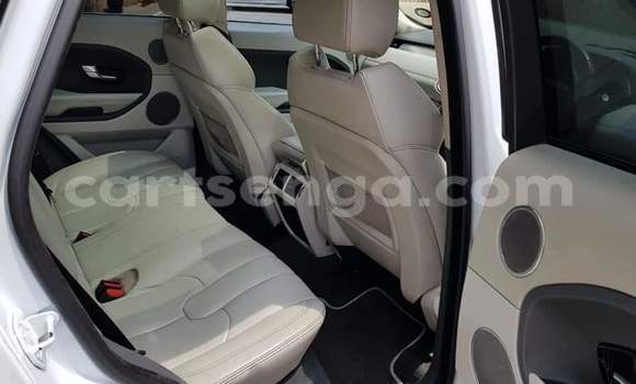Buy Used Land Rover Range Rover Evoque White Car in Nhlangano in Shiselweni District Buy Used Land Rover Range Rover Evoque White Car in Nhlangano in Shiselweni District