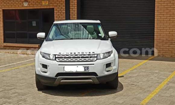 Buy Used Land Rover Range Rover Evoque White Car in Nhlangano in Shiselweni District Buy Used Land Rover Range Rover Evoque White Car in Nhlangano in Shiselweni District