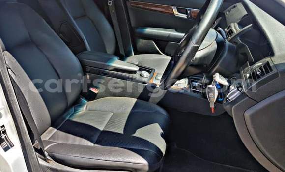 Nunua Ilio tumika Mercedes‒Benz C–Class White Gari ndani ya Manzini nchini Manzini Nunua Ilio tumika Mercedes‒Benz C–Class White Gari ndani ya Manzini nchini Manzini