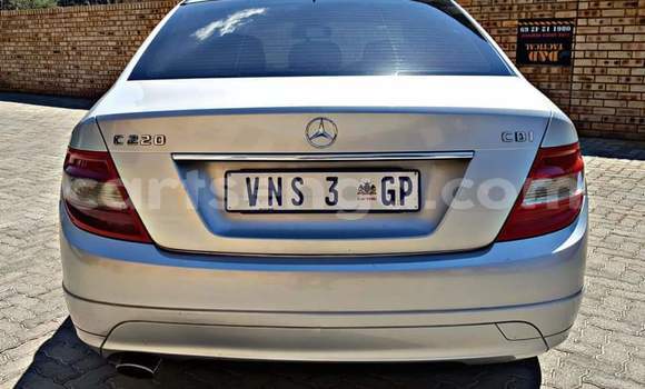 Nunua Ilio tumika Mercedes‒Benz C–Class White Gari ndani ya Manzini nchini Manzini Nunua Ilio tumika Mercedes‒Benz C–Class White Gari ndani ya Manzini nchini Manzini