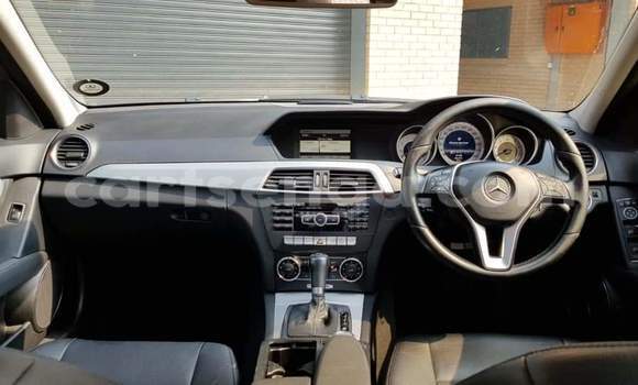 Acheter Occasion Voiture Mercedes‒Benz C–Class Gris à Ezulwini, Hhohho Acheter Occasion Voiture Mercedes‒Benz C–Class Gris à Ezulwini, Hhohho