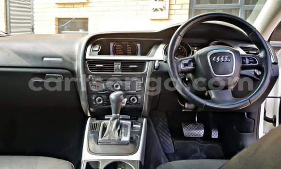 Acheter Occasion Voiture Audi A5 Blanc à Mbabane, Manzini Acheter Occasion Voiture Audi A5 Blanc à Mbabane, Manzini