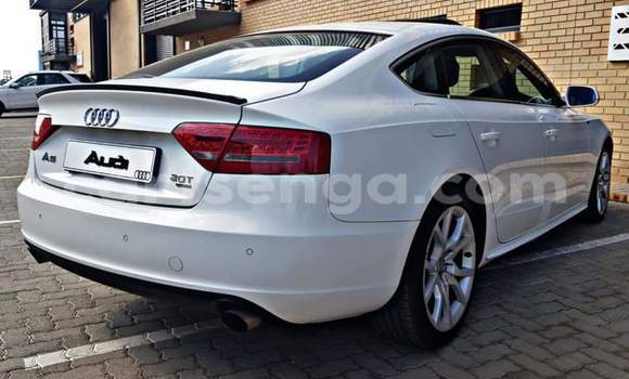Acheter Occasion Voiture Audi A5 Blanc à Mbabane, Manzini Acheter Occasion Voiture Audi A5 Blanc à Mbabane, Manzini