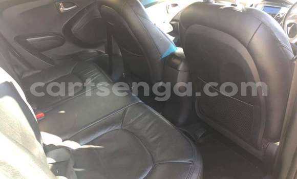 Nunua Ilio tumika Hyundai ix35 Silver Gari ndani ya Manzini nchini Manzini Nunua Ilio tumika Hyundai ix35 Silver Gari ndani ya Manzini nchini Manzini