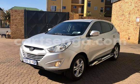 Nunua Ilio tumika Hyundai ix35 Silver Gari ndani ya Manzini nchini Manzini Nunua Ilio tumika Hyundai ix35 Silver Gari ndani ya Manzini nchini Manzini