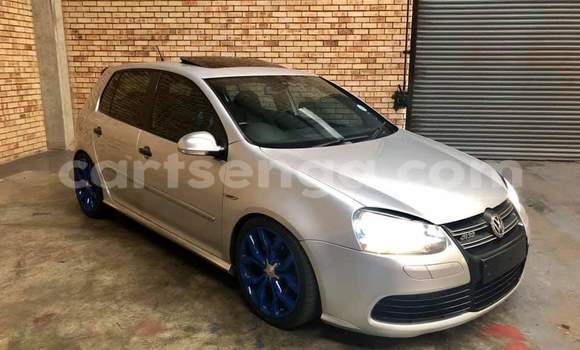 Buy Used Volkswagen Golf R32 Silver Car in Hlatikulu in Shiselweni District