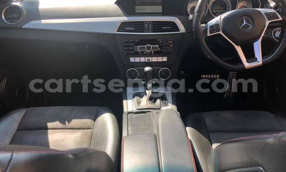 Nunua Ilio tumika Mercedes‒Benz C–Class Red Gari ndani ya Manzini nchini Manzini Nunua Ilio tumika Mercedes‒Benz C–Class Red Gari ndani ya Manzini nchini Manzini