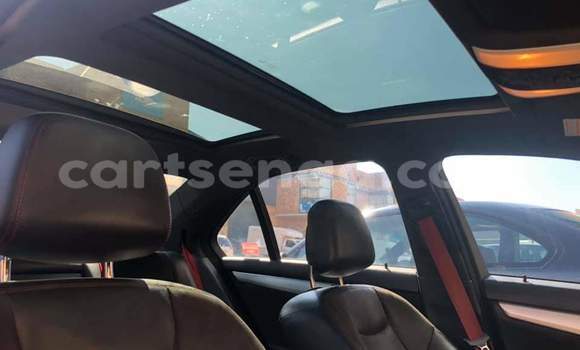 Nunua Ilio tumika Mercedes‒Benz C–Class Red Gari ndani ya Manzini nchini Manzini Nunua Ilio tumika Mercedes‒Benz C–Class Red Gari ndani ya Manzini nchini Manzini