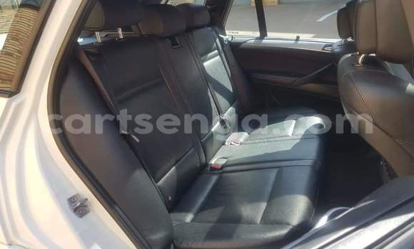 Nunua Ilio tumika BMW X5 M White Gari ndani ya Ezulwini nchini Hhohho Nunua Ilio tumika BMW X5 M White Gari ndani ya Ezulwini nchini Hhohho