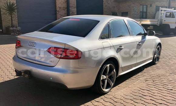 Acheter Occasion Voiture Audi A4 Gris à Nhlangano, Shiselweni District Acheter Occasion Voiture Audi A4 Gris à Nhlangano, Shiselweni District