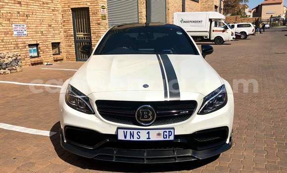 Acheter Occasion Voiture Mercedes‒Benz C-klasse AMG Blanc à Manzini, Manzini Acheter Occasion Voiture Mercedes‒Benz C-klasse AMG Blanc à Manzini, Manzini